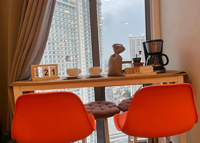 The Residences At Acqua In Mandaluyong Near Rockwell In Makati